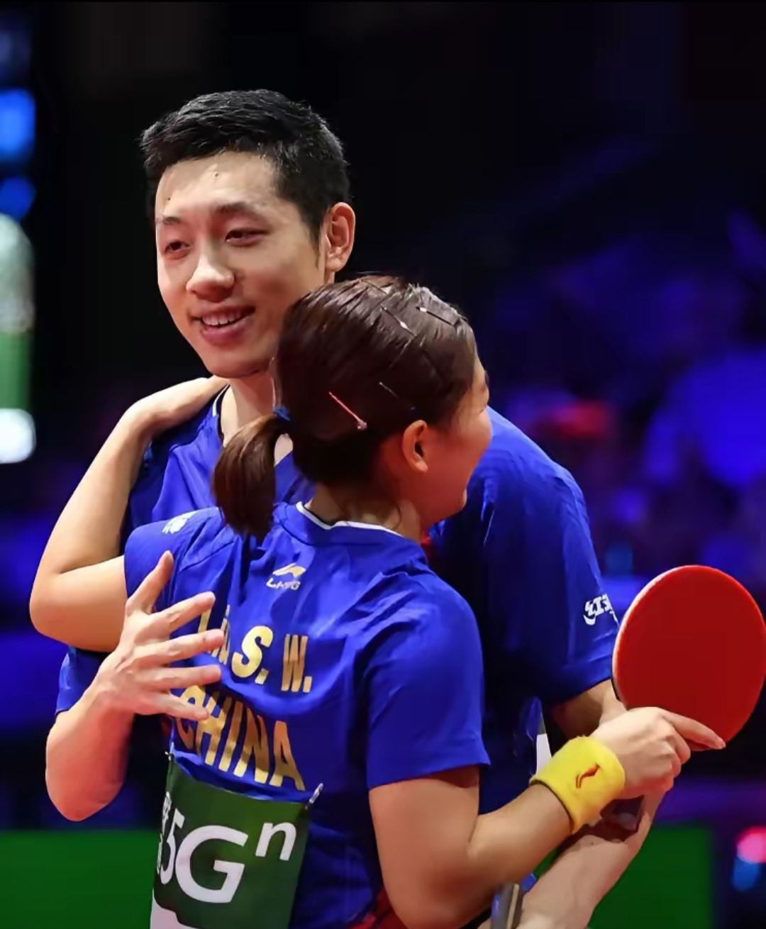 包含瑞典乒乓球队横扫中国乒乓球队，许昕爆发神勇的词条
