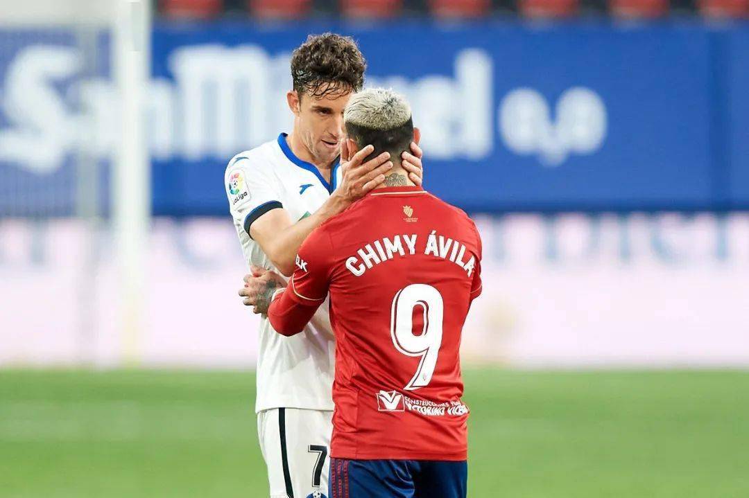 关于莱比锡红牛绝杀墨西哥，本泽马完成帽子戏法的信息