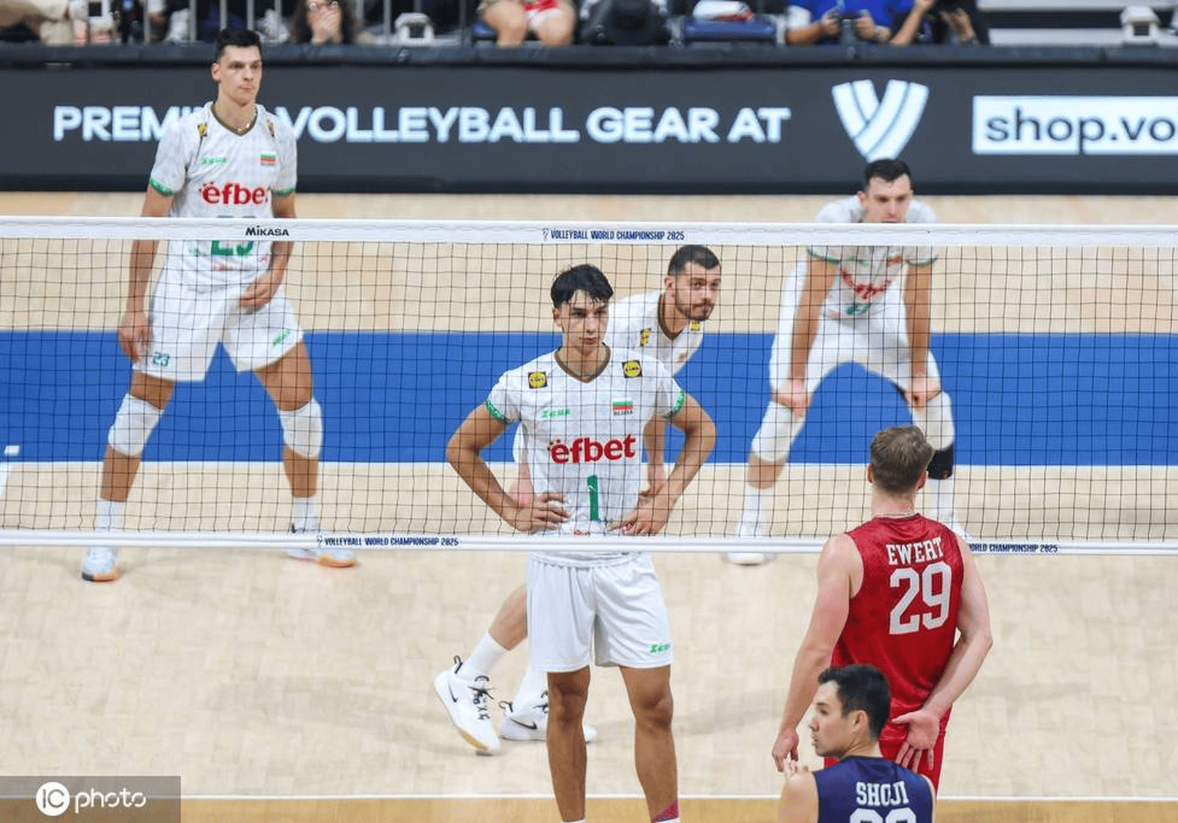 保加利亚队凭借团体表演项目获胜 保加利亚队凭借团体表演项目获胜