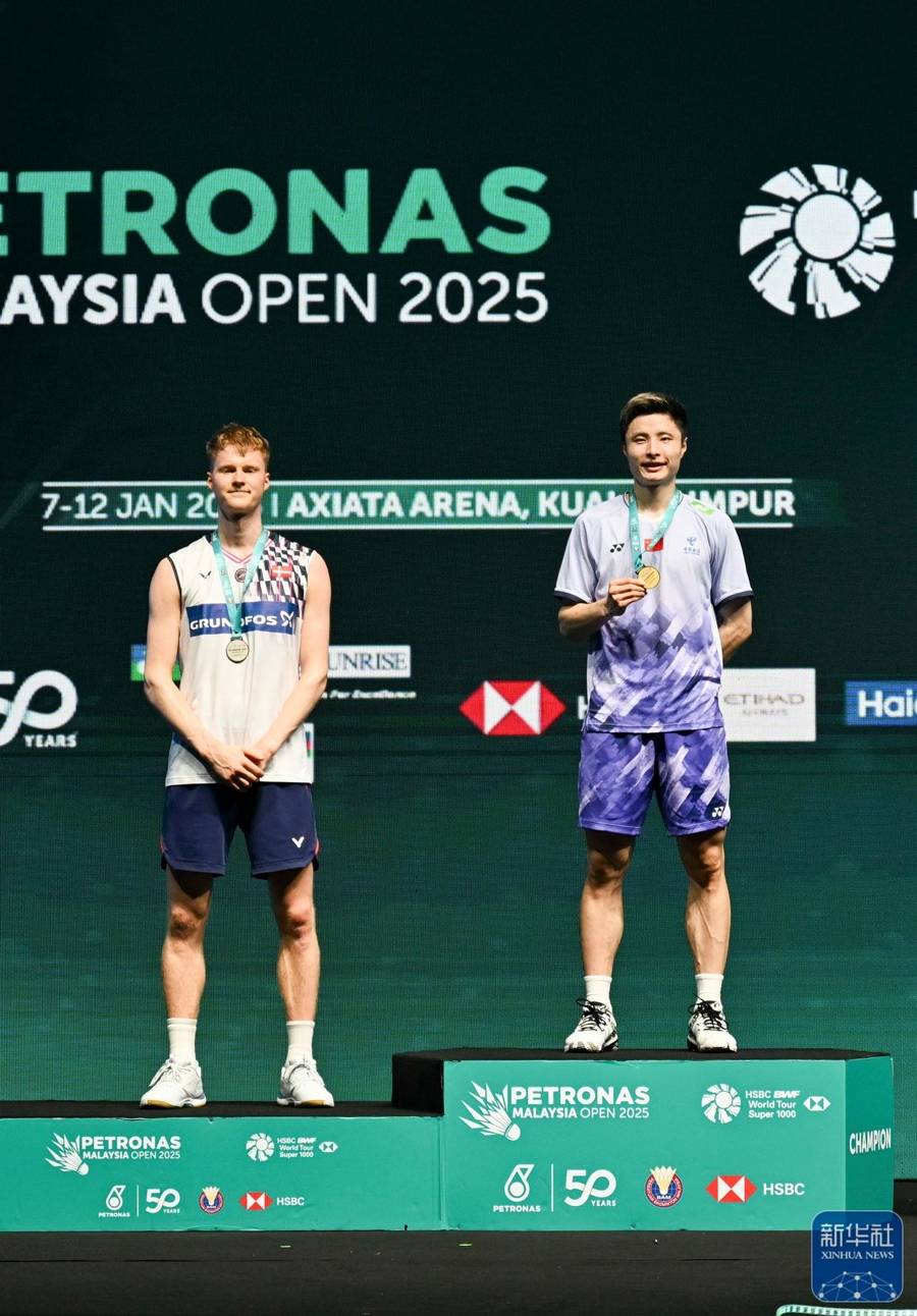 泰国队轻取丹麦队，石宇奇带队取胜