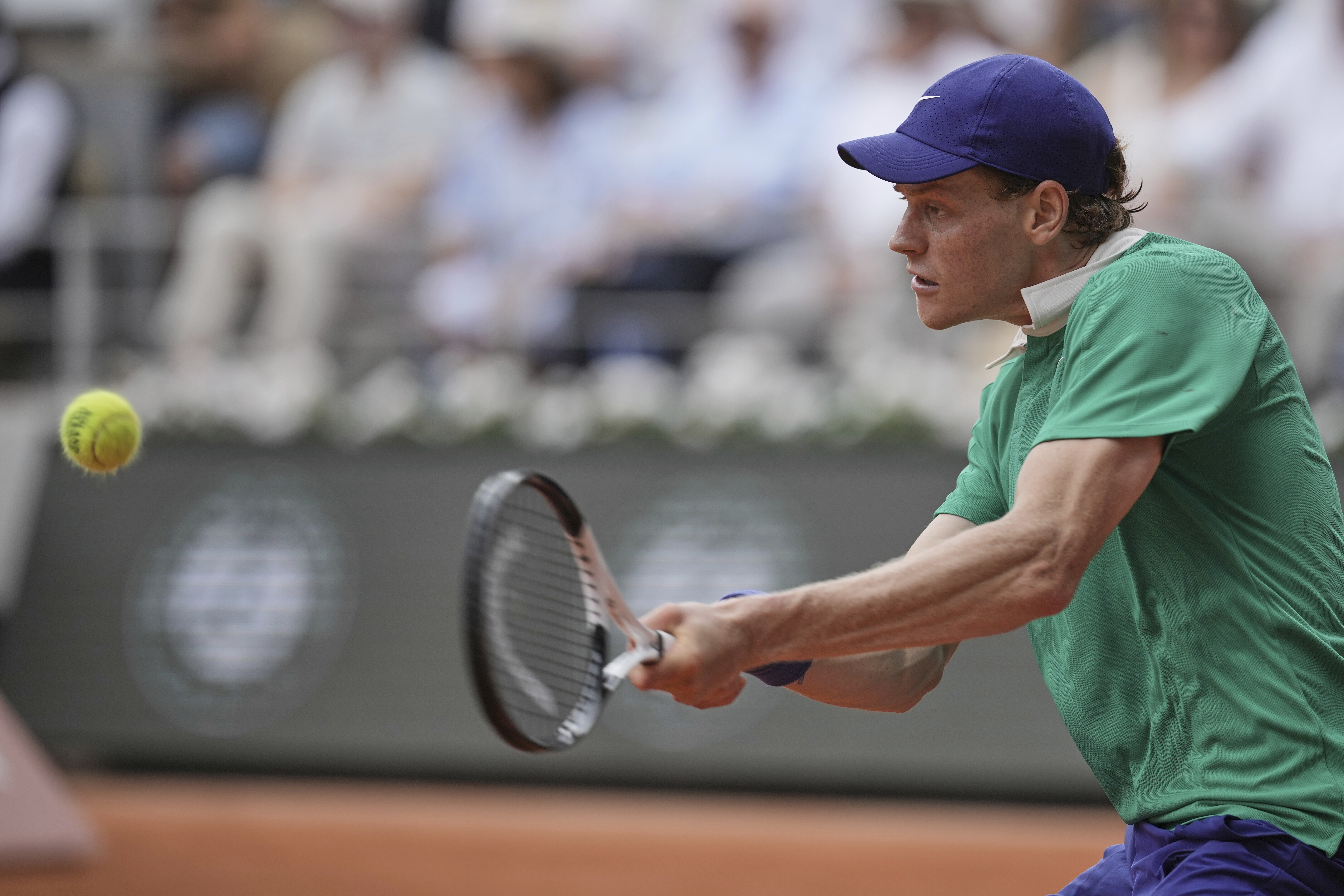 关于法网完胜ATP总决赛，辛纳惊艳四座的信息