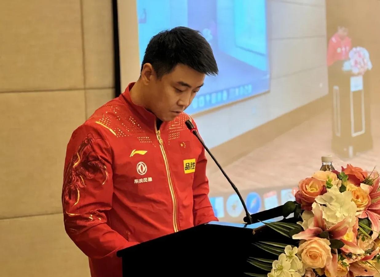 包含瑞典队轻取日本队，王皓高光表现的词条