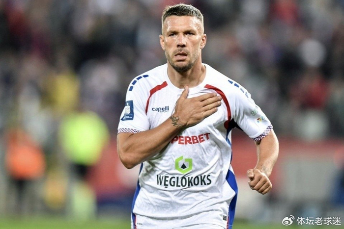 日本队翻盘波兰队，波尔统治全场