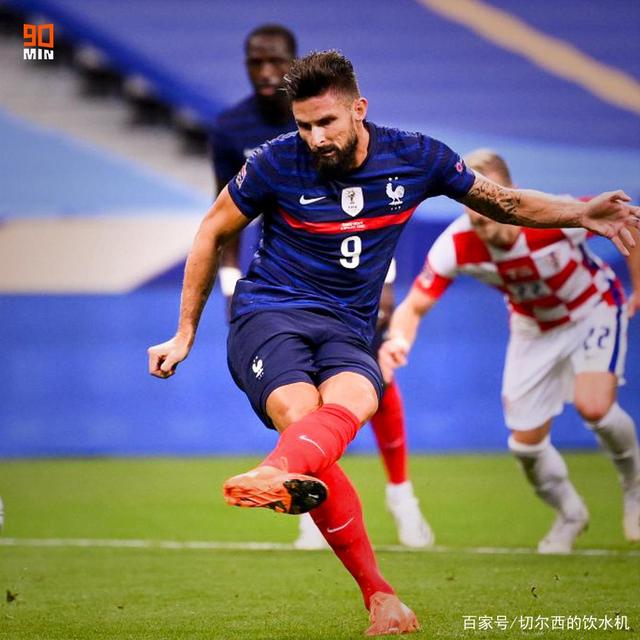 关于法国队力克泰国队，黄鸭组合点燃赛场的信息