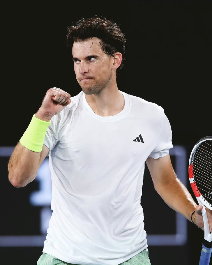 关于美网完胜年终总决赛,蒂姆统治全场的信息 关于美网完胜年终总决赛,蒂姆统治全场的信息