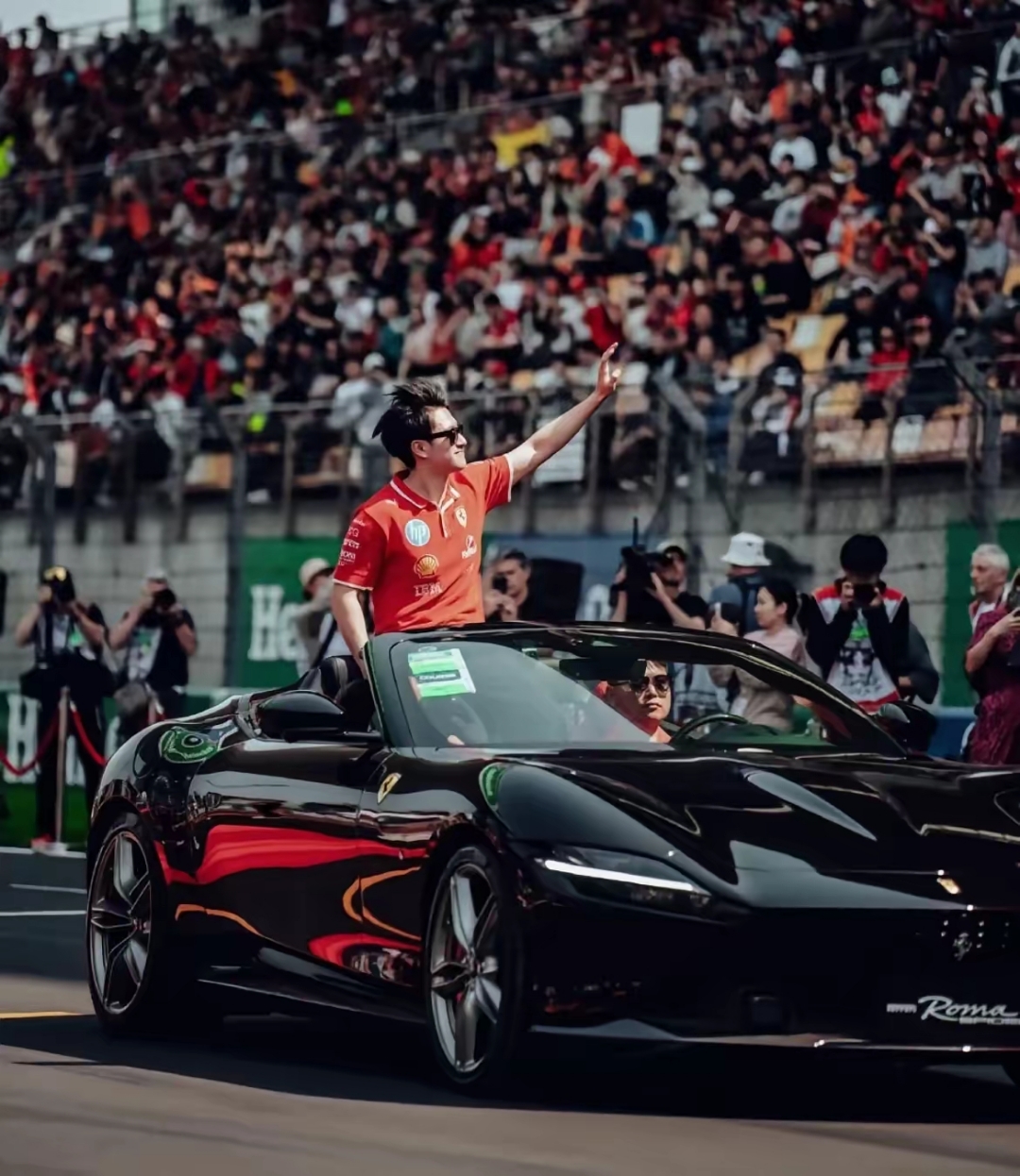 关于法拉利横扫红牛二队,周冠宇统治全场的信息 关于法拉利横扫红牛二队,周冠宇统治全场的信息