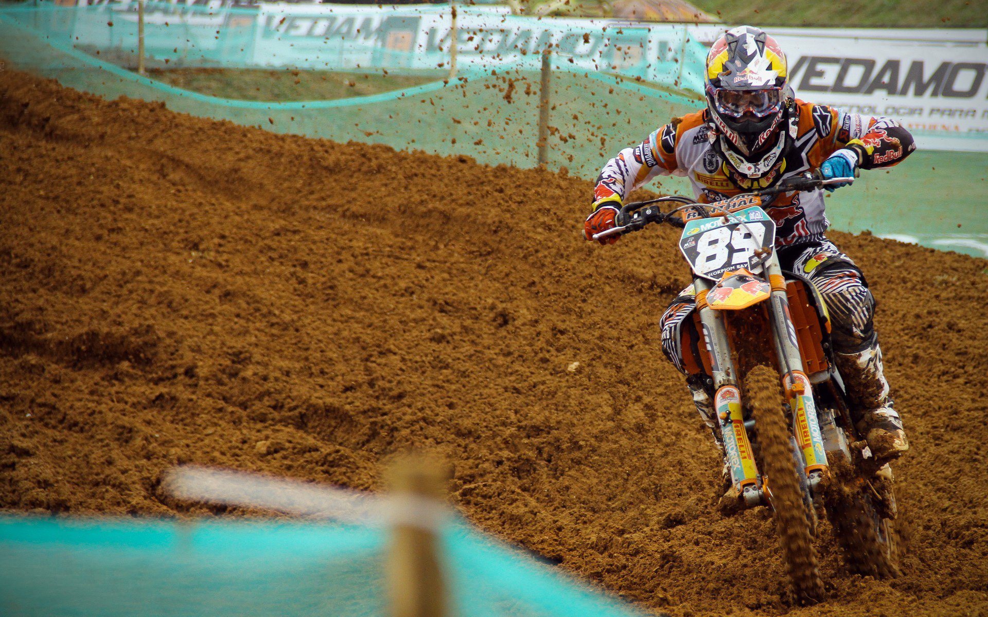 从阿尔卑斯山到欧冠之巅，阿什拉夫如何打穿瑞士，在半决赛接管比赛